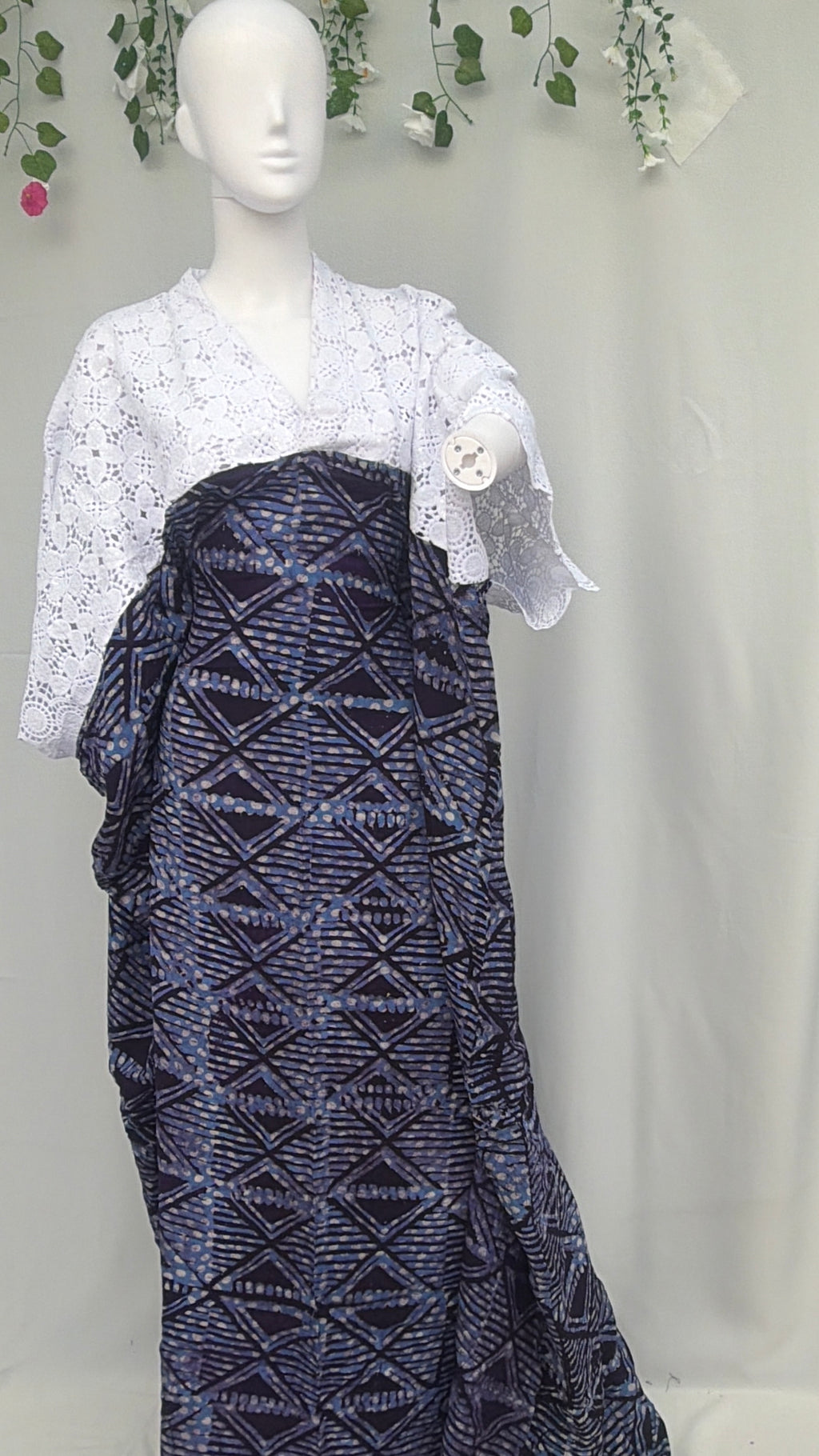 Abigail dress Purple and White